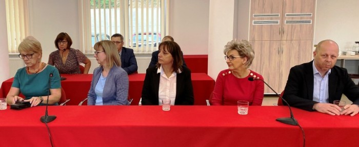 62cd2fa93adb7_o_large