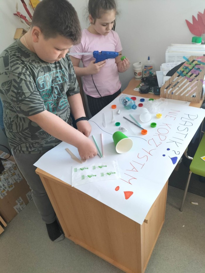 342997901_1268089503778072_1902237494757979007_n