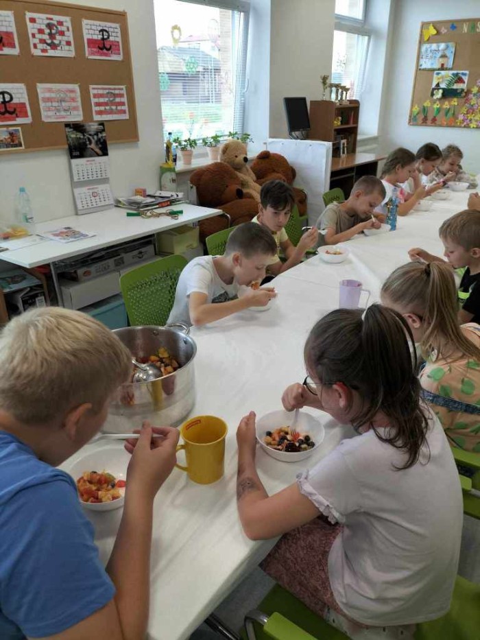 received_637172171712611