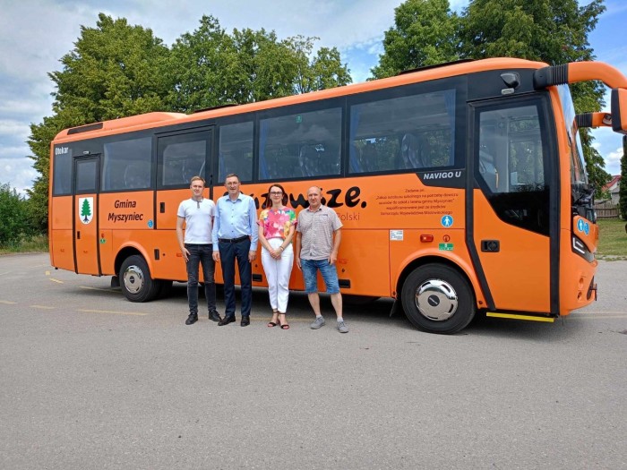 75dce4ca-f762-4de6-a9e8-53dfd0e40b8e