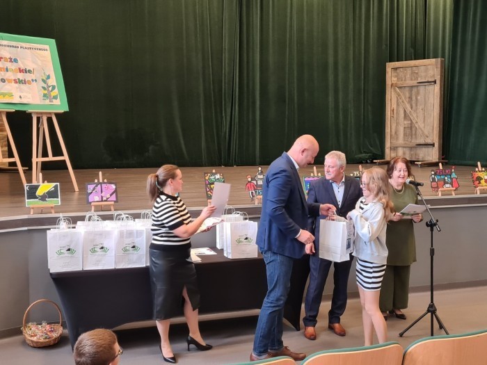 700x450-towidth-90-20241009_101601