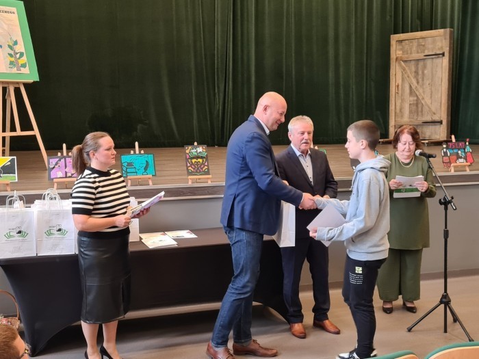 700x450-towidth-90-20241009_101751