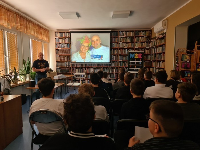 700x450-towidth-90-4