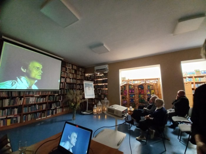 700x450-towidth-90-20241015_182638